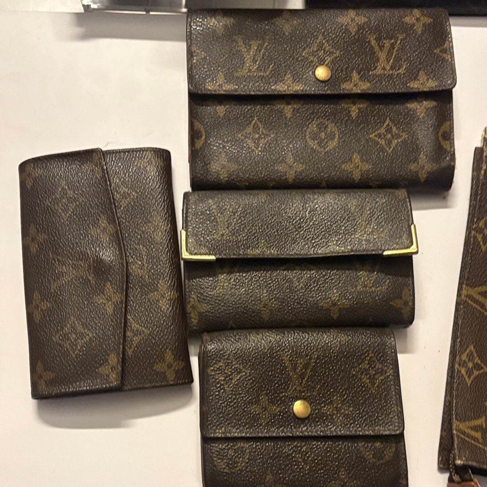 🎉WINNERS CHOICE 🎉Louis Vuitton Brown Monogram Wallet Collection - Picture 3 of 7